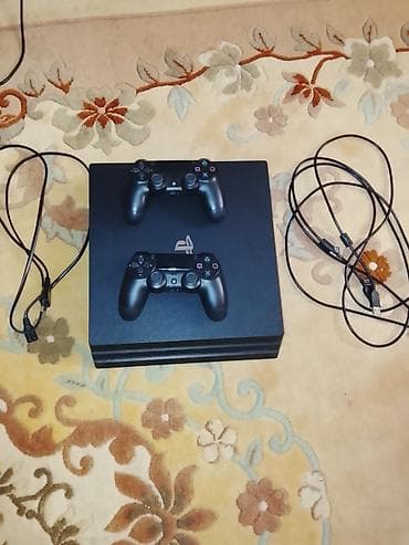 need for speed payback: PlayStation 4 Pro (şəkildəki model) oyun konsolu Komplekt: - PS4 Pro — 1