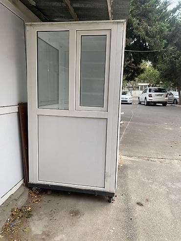 şurub: Salam. Butka muhafize postu. Tekerlidir. Isdediyiniz yere surub apara — 1