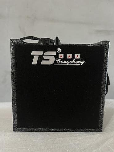Gitara gücləndiricisi, 5 Vt