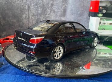 metbex tavan modelleri: Коллекционная модель BMW 545i E60 dark blue 2008 KYOSHO Scale 1:18 — 9