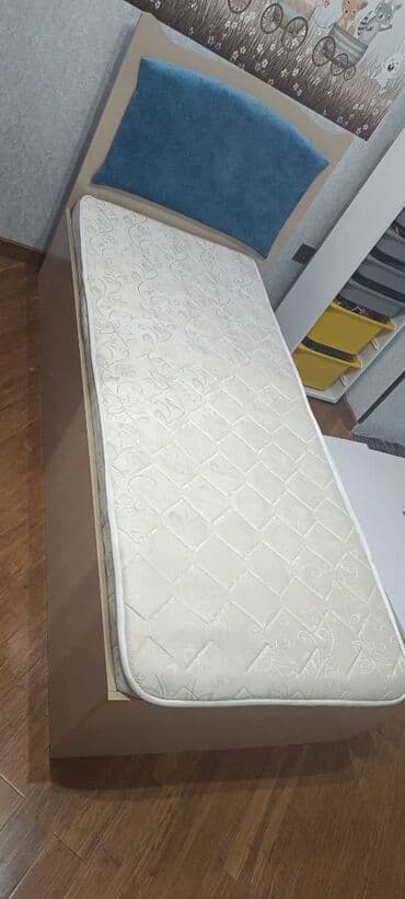 tek neferlik: Təknəfərlik çarpayı — 2