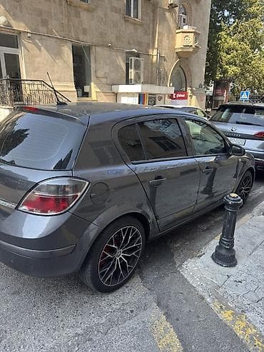 hope v6: Opel Astra H (hatchback), tünd boz rəng. - Kuzov: 5 qapılı hatchback — 3