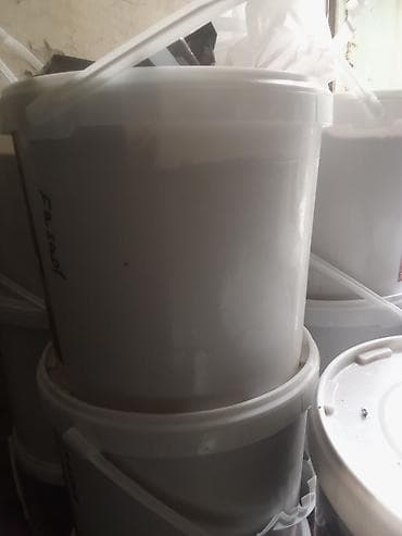 fasad isiqlari: Əldə qalan rəngi emusiya var demək olarki yarı qiymətə,dahada ucuz — 1