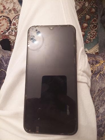 samsung telefon: Samsung Galaxy A24 4G, rəng - Qara, Qırıq — 4