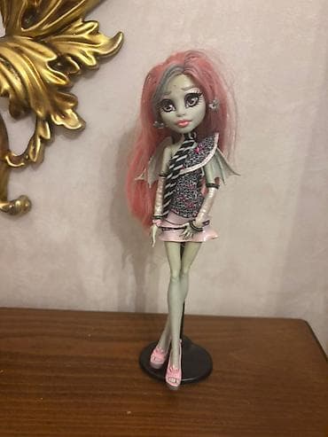 disk ve teker type 1: Monster High və Ever After High temalı kolleksiya kuklaları dəsti - — 1