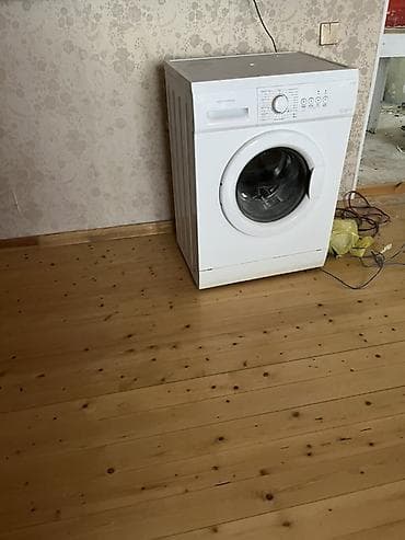 Paltar yuyan satılır 6kg tam işley vezıyetde yenisi ile evez oluncaq