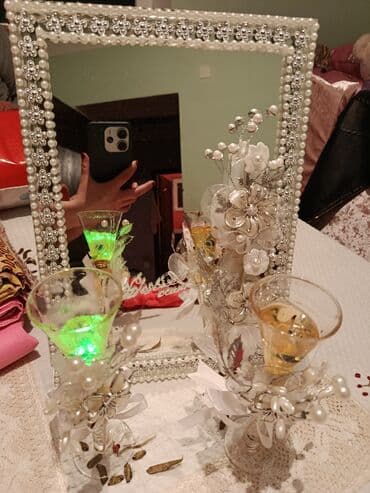 samdamlar: Bəzəkli güzgü və şamdan dəsti samdanlar isliyir təzədir hec bir — 1