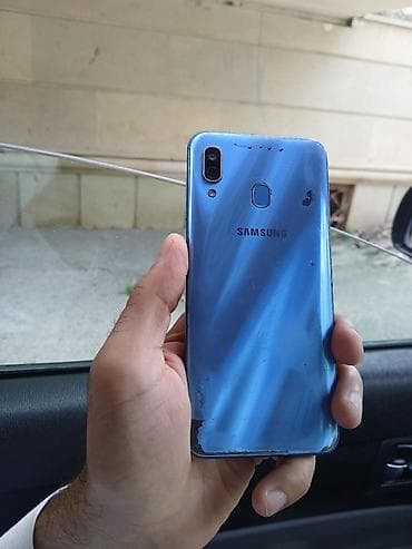 sony a 7 3: Samsung Galaxy A30, 32 GB — 2