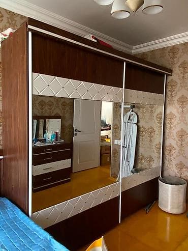 Digər dolablar: Dolab tecili satilir 250 azn. Olcu 217x237. Unvan badamdar Nigaz — 1