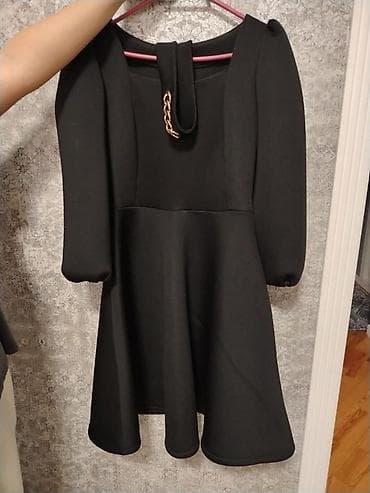 Qara rəngdə elegant qadın paltarı - Dizayn: A-kəsim ətək, bel lalafo.az -da Qara rəngdə elegant qadın paltarı - Dizayn: A-kəsim ətək, bel