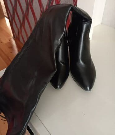 Ботинки и ботильоны: Qadın çəkmələri – qara, dizə qədər, yüksək dabanlı - Material: hamar — 2