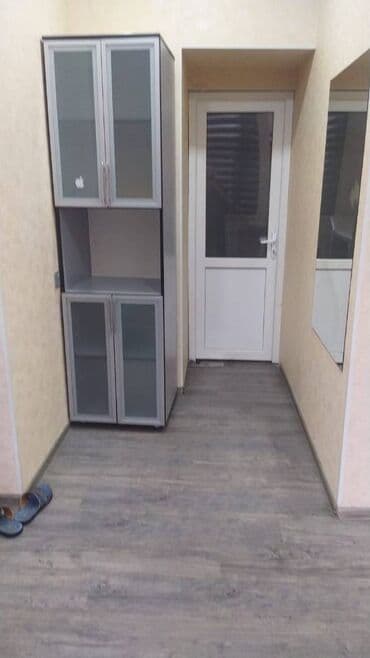 arenda pub restoran: Nəsimi rayonu.28 Mayda, Dəmiryollar idarəsinin arxasında Kişi və qadın — 2