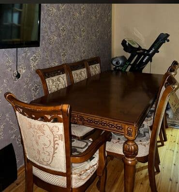 işlənmiş taxta qapilar: Dəhliz dolabı — 2