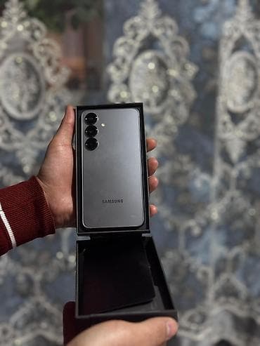 samsung galaxy a2: Samsung Galaxy S25, 256 GB, rəng - Boz, Simsiz şarj — 1