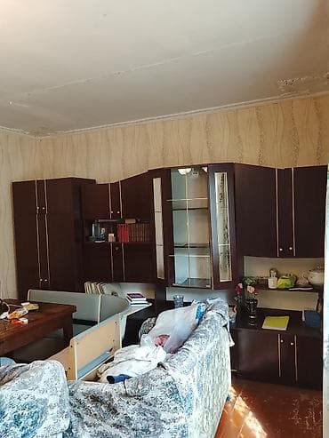 dəhlizə gizlənin: Qonaq otağı üçün bölməli mebel divarı - Rəng: tünd qəhvəyi (wenge — 2