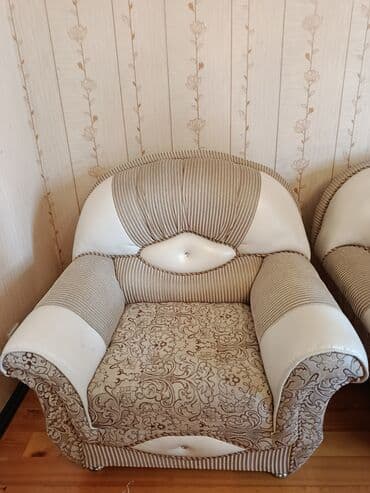 divan 2ci əl: Çox az işlənib vəziyyəti yaxşıdır heç bir qırığı söküyü yoxdur — 1