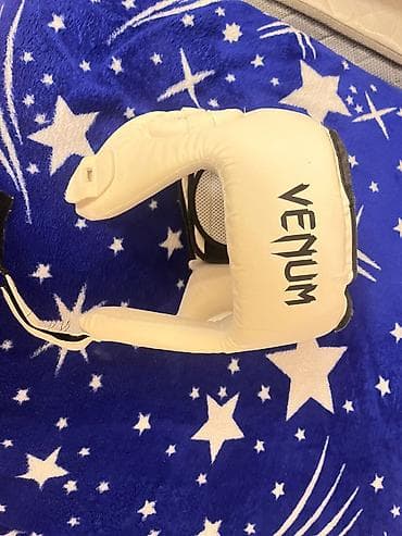 Спортивное питание: Venum boks/kikboks başlılığı - Rəng: ağ, qara detallarla - Marka — 2