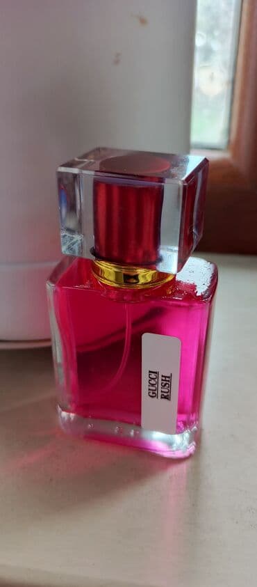 женская туалетная вода dolce gabbana light blue: Qadın ətirləri – seçmə kolleksiya - Şehrizad: Bal pətəyi naxışlı — 6