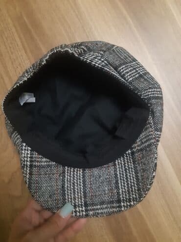 балаклава купить баку: Qizlar ucun payizliq papaq. Ideal vaziyyatda. Olcusu 57sm. Unvan — 4