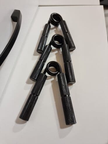 çənə espanderi: Məhsul: Metal Grip Espander (Əl Gücləndirici) Ən ağır espander 160 kg — 1