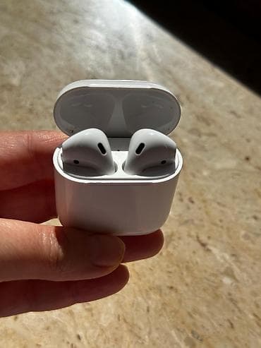 Masaüstü kompüterlər və iş stansiyaları: Apple AirPods (1/2 nəsil dizaynı) – simsiz qulaqlıq və şarj — 2