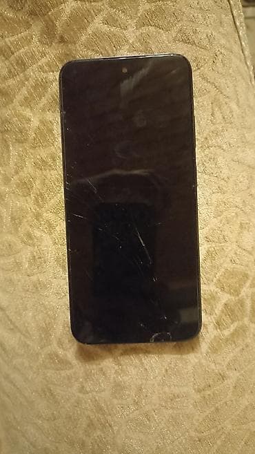 telefon 2ci əl: Infinix 128 GB, rəng - Qara, Sensor — 2