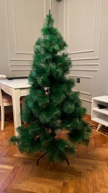 Xalçalar: Yenidir, 1,55 smdir,kocle elaqedar satilir,oyuncaqlari yoxdur — 1