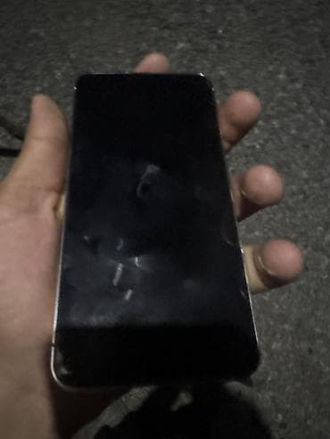 28 may telefon aksesuarları: Samsung Galaxy S23, rəng - Ağ — 4