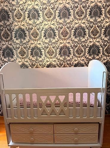 Dilek Beşik satilir 70 azn Ali baby İslenmeyib beşik. Matras var lalafo.az -da Dilek Beşik satilir 70 azn Ali baby İslenmeyib beşik. Matras var