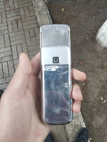 телефон fly nimbus 14: Klassik slayder mobil telefon - Korpus: xrom rəngli parlaq metal — 2