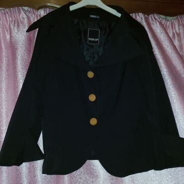 nostril qiymeti: İlk pencək 36 razmerdir Qiyməti 10 manat İkinci pencək 38 razmer — 4