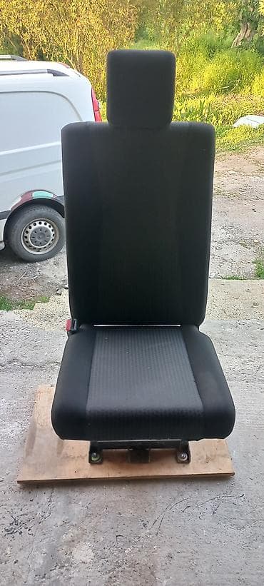 Avtobus. Ford vito /van üçün sərnişin oturacaq 5 eded var - Enli