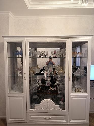 qaz skafi: Ağ rəngdə servant - Material: laminat/MDFlam görünüşlü korpus, ön və — 2