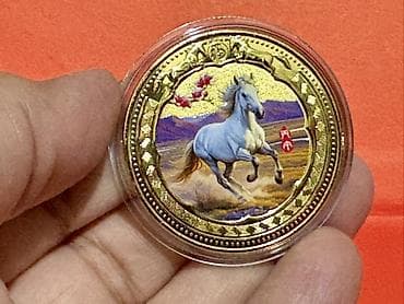 qedim pullar aliram: Mövzu: At təsvirli xatirə sikkələri – 2 ədəd dəst - Məhsul: Rəngli — 3