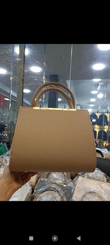 kurtka qadin ucun: Əl çantası — 12