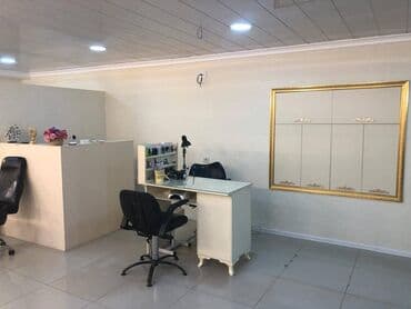 mağaza üçün avadanlıqlarla təchiz olunmuş obyekt: Yasamal rayonu İnşaatçılar metrosunun yaxınlığında yerləşən 5 — 8