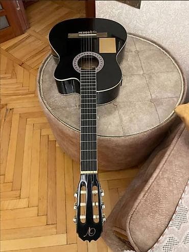 Elektro-klasik gitara – kəsikli (cutaway) korpus, qara lak örtük — 5