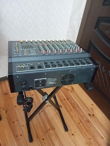 Y GY-802 Stereo aktiv mikser: Hər kanal 400Watt×2, Echo var. Giymetə