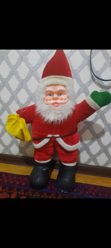 Yeni il bəzəyi – Şaxta Baba fiquru - Ümumi görünüş: klassik qırmızı lalafo.az -da Yeni il bəzəyi – Şaxta Baba fiquru - Ümumi görünüş: klassik qırmızı