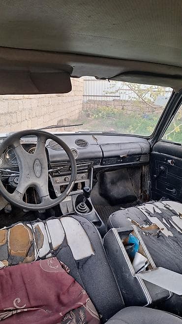 2106 matoru: VAZ 2106 sedan sığorta olunub texsmotor yoxdu zapçast kim ne istese — 4