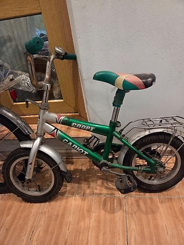 Uşaq velosipedləri: Velosiped ve samokat, ikisi bir yerde 70 man, samokat Britaniyadan — 1