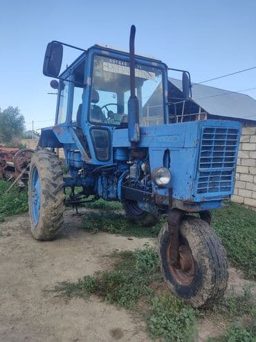 Mtz 80 heç bir pirablemi yoxdur qapıları var işlək vəziyyətdə ünvan