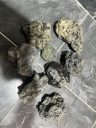 akvamarin daşı qiymeti: Akvaryum üçün təbii lava daşları dəsti hamısı bir yerde 30 manat — 3