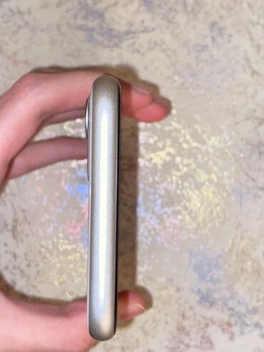 iphone mingəçevir: IPhone 11, Ağ, Face ID — 4