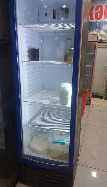 *ZB* *VITRIN* Qiymət *330 AZN* ünvan. Nəsimi