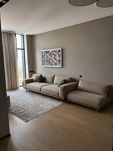 Mənzillər: İcarəyə verilir 2 otaqlı yeni tikili 75 m², Sea Breeze q. Kateqoriya — 2