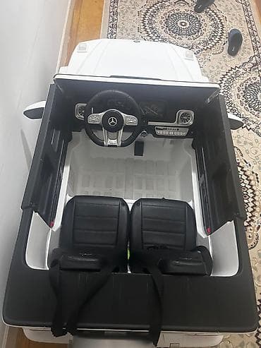 ust geyimləri: Uşaq üçün elektrikli minik maşını – Mercedes-Benz G-Class AMG stili - — 2