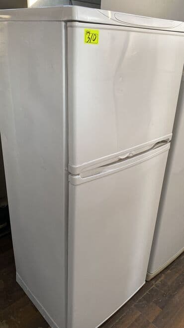 İki qapılı soyuducu - Rəng: ağ, klassik dizayn - Yuxarıda dondurucu