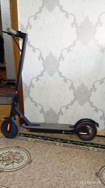 electrikli scooter: Elektrikli skuter - Güclü elektrik mühərriki ilə şəhərdaxili hərəkət — 2
