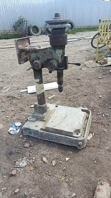 açar destleri: - Sabit, ağır tökmə baza – vibrasiyanı azaldır və dəqiqliyi artırır. - — 5